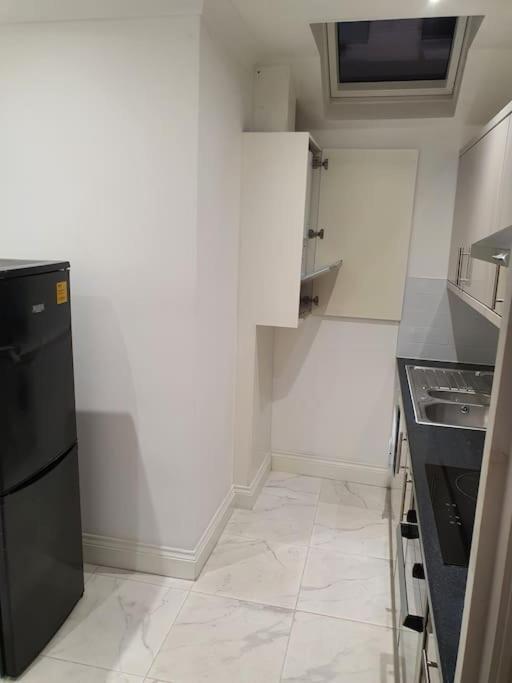 Beautiful Room In Lovely Flat London Eksteriør bilde